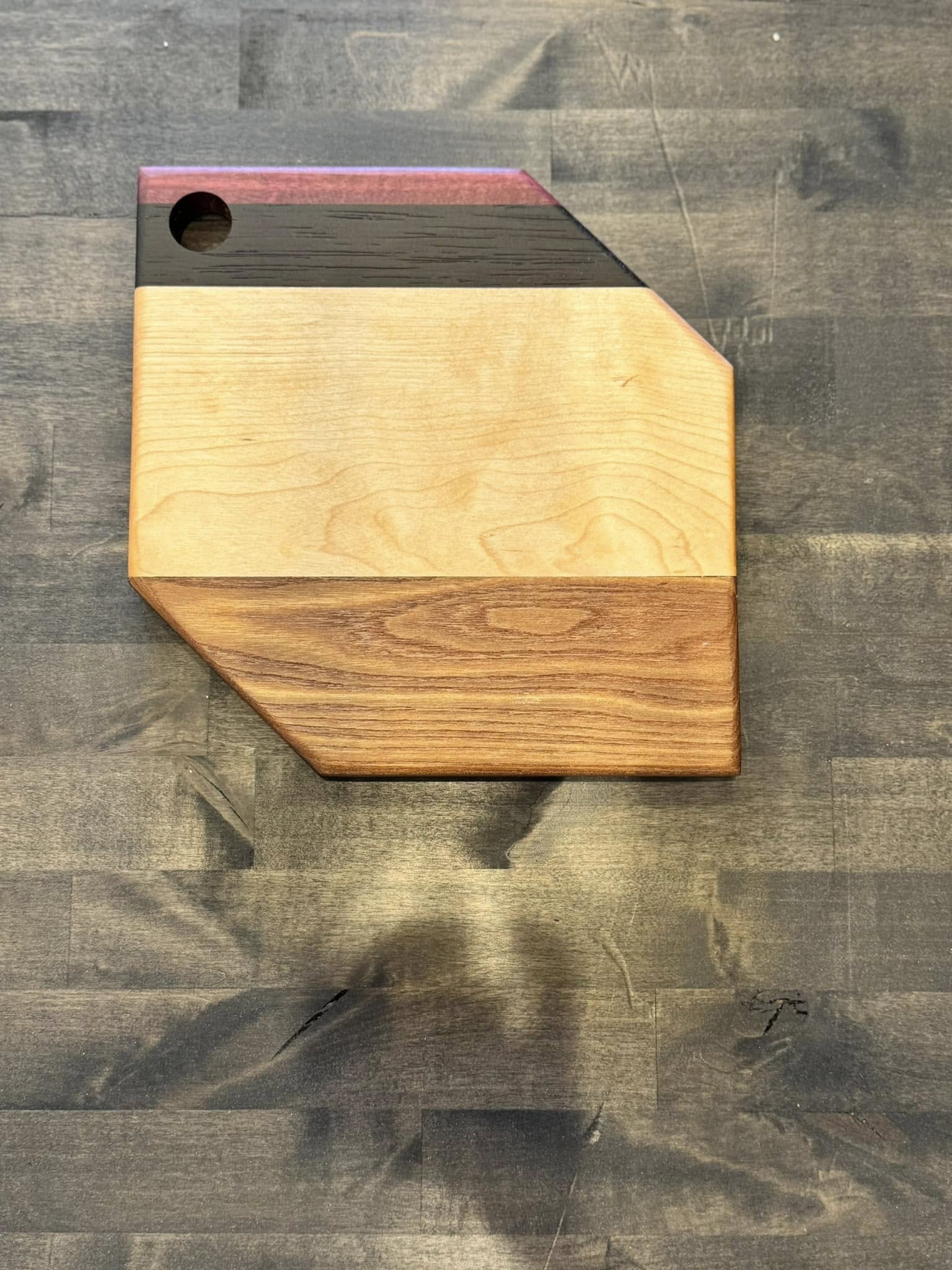 With the Gritz Mini-Diamond Cutting Board