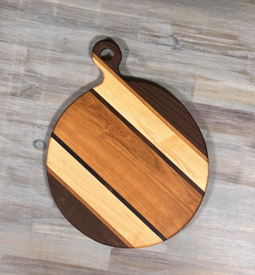With the Gritz 12 inch Round Cutting Board | Small Loop Handle