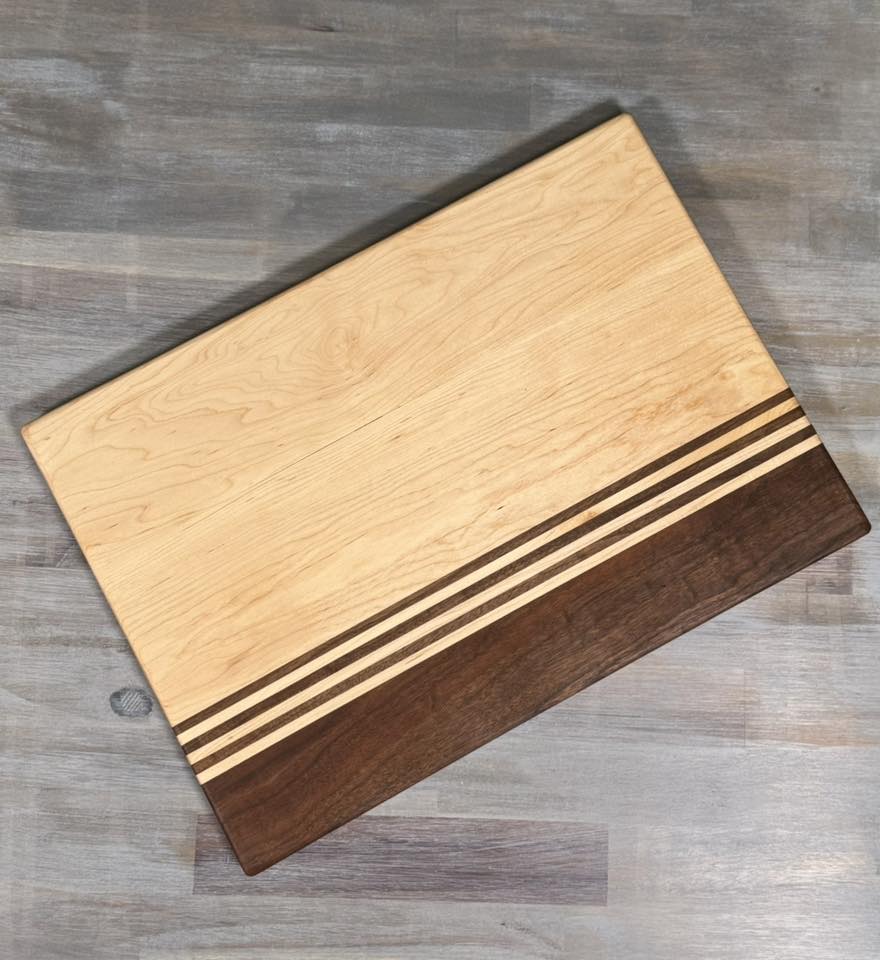 With the Gritz Classic Rectangle Cutting Board | 17x11