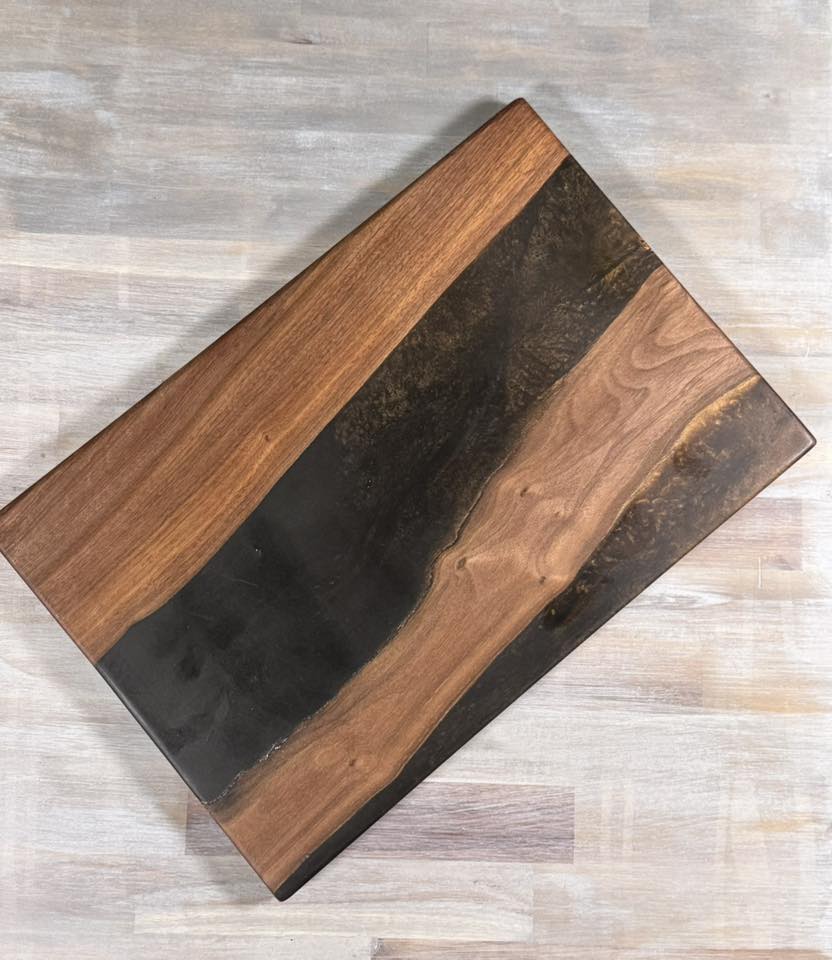 With the Gritz Custom Epoxy Tray | Black & Gold