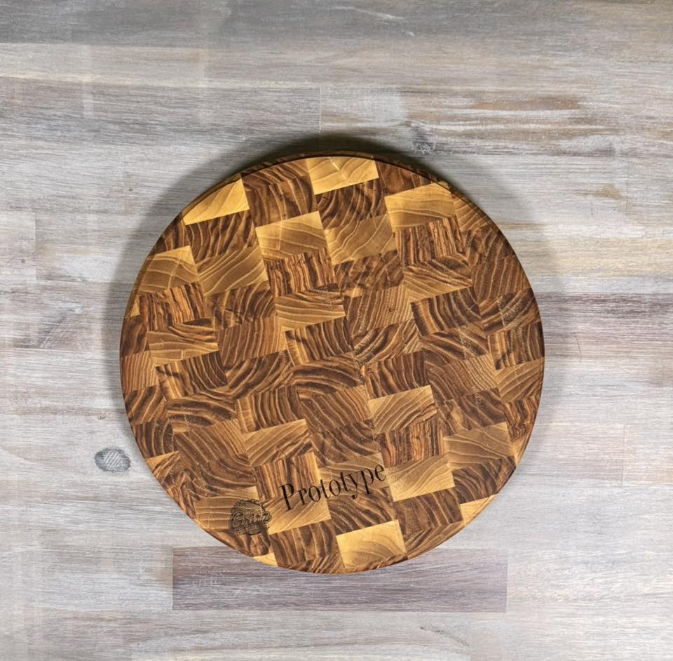 With the Gritz Custom Endgrain Cutting Board | 12 inch Round | B-Stock