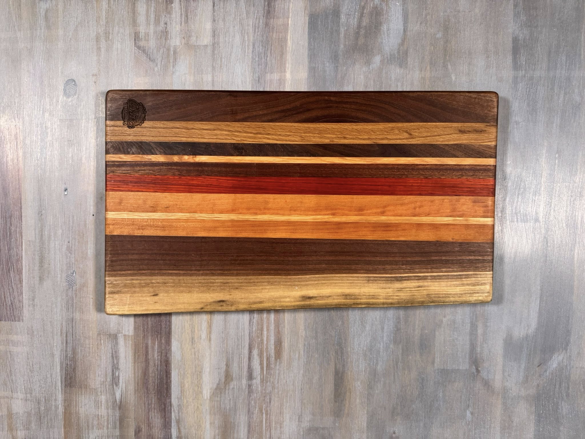 With The Gritz Cutom Live-Edge Cutting Board