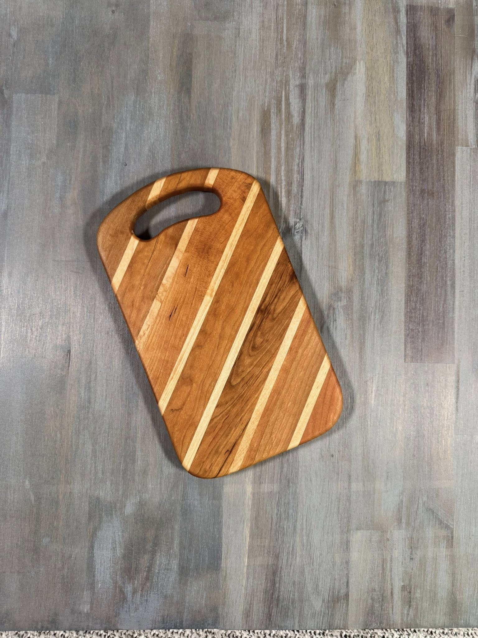 With the Gritz Mini-Cocktail Board | Diagonal Stripe
