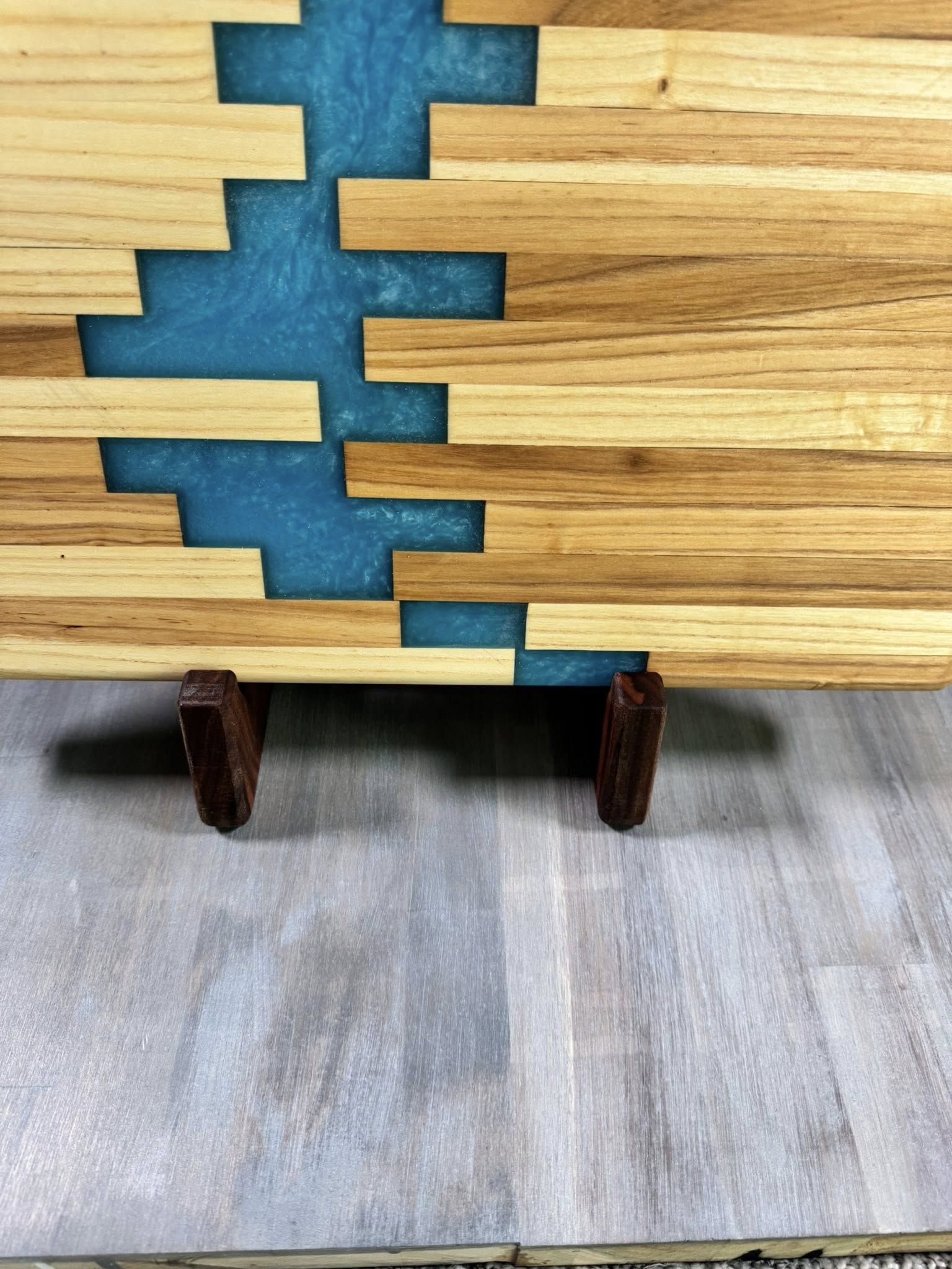 With The Gritz Custom Cutting Board Holder/Display | Walnut |