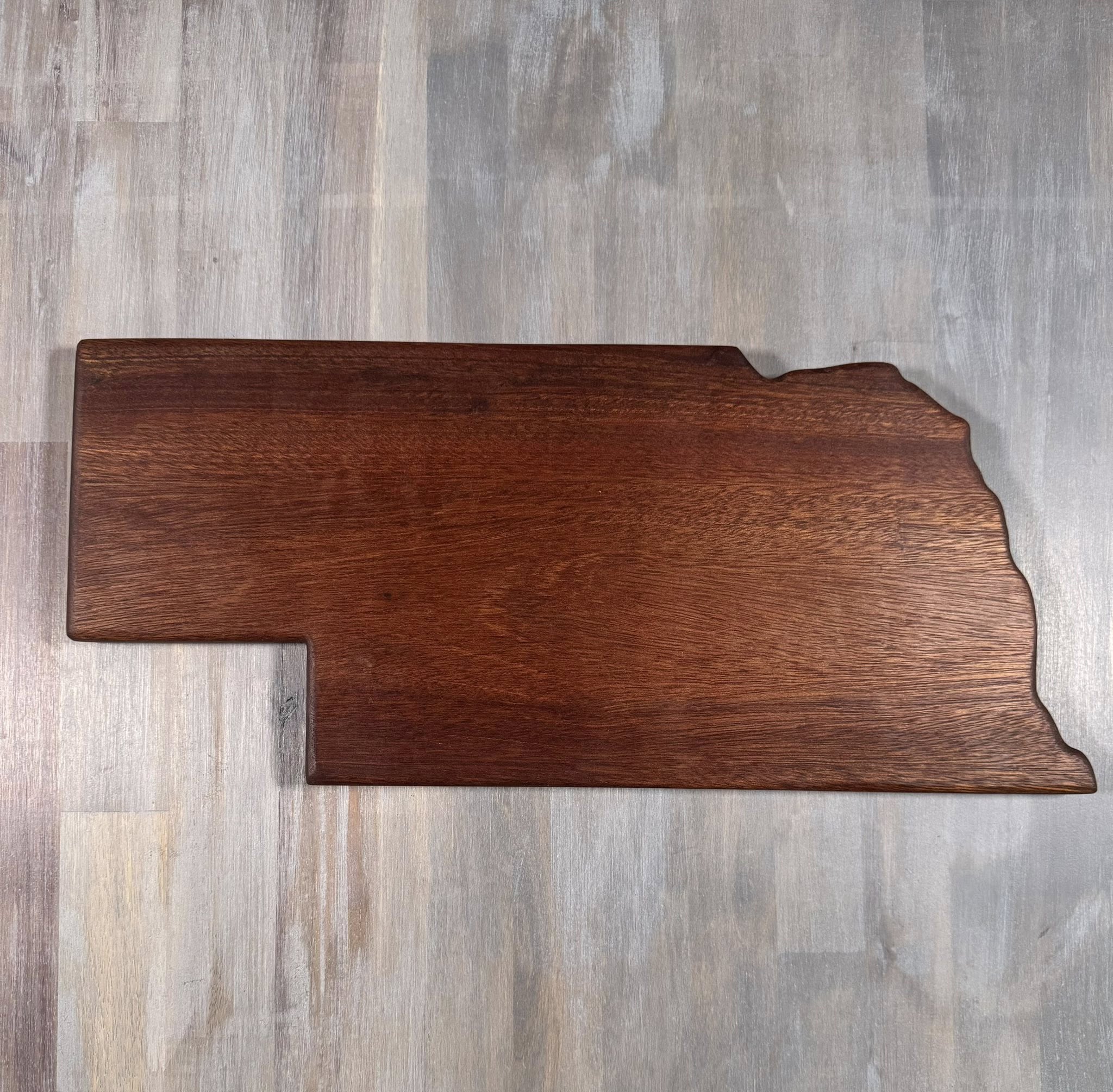 With The Gritz Nebraska Board | Medium | Mahogany