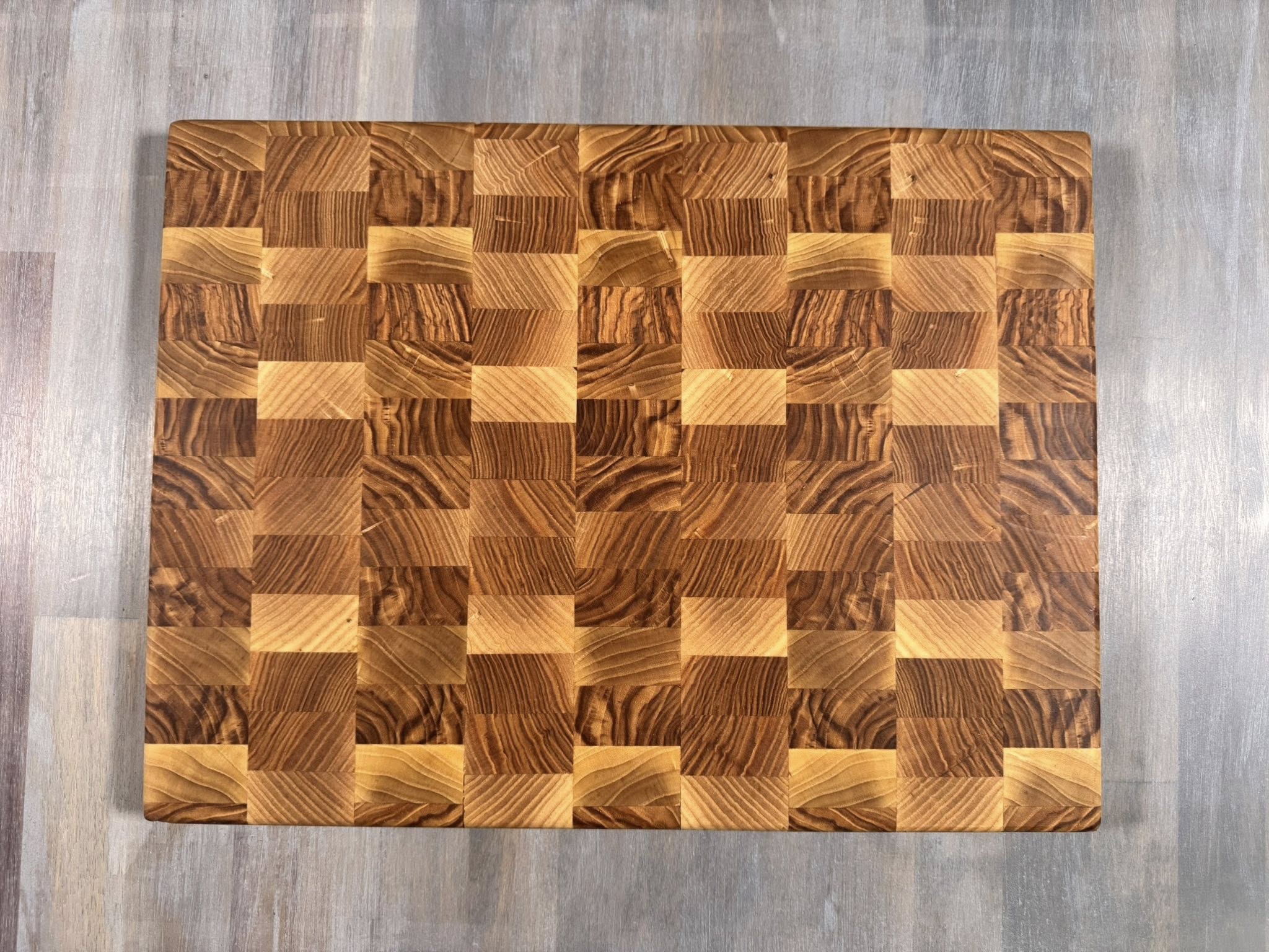 With the Gritz Custom 12" all End Grain Rectangle Board| Ash