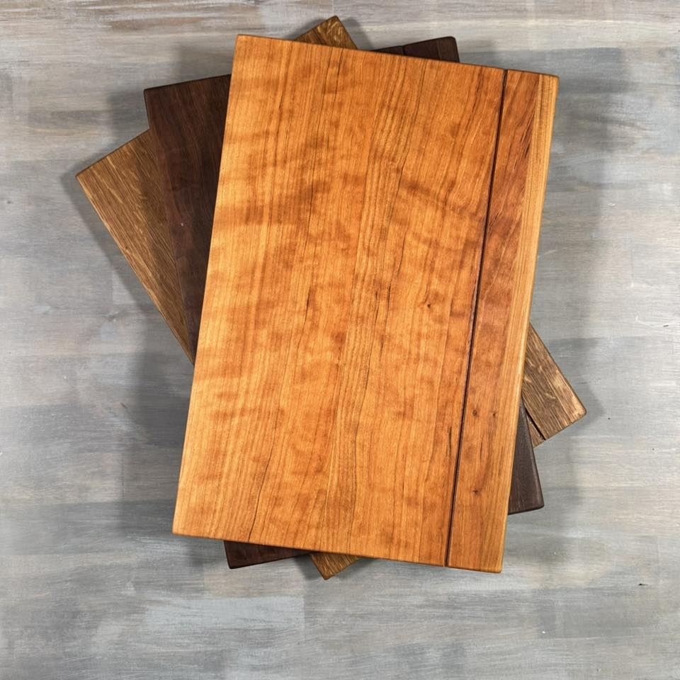 With the Gritz Custom Book Cutting boards | Set | Walnut Cherry Oak