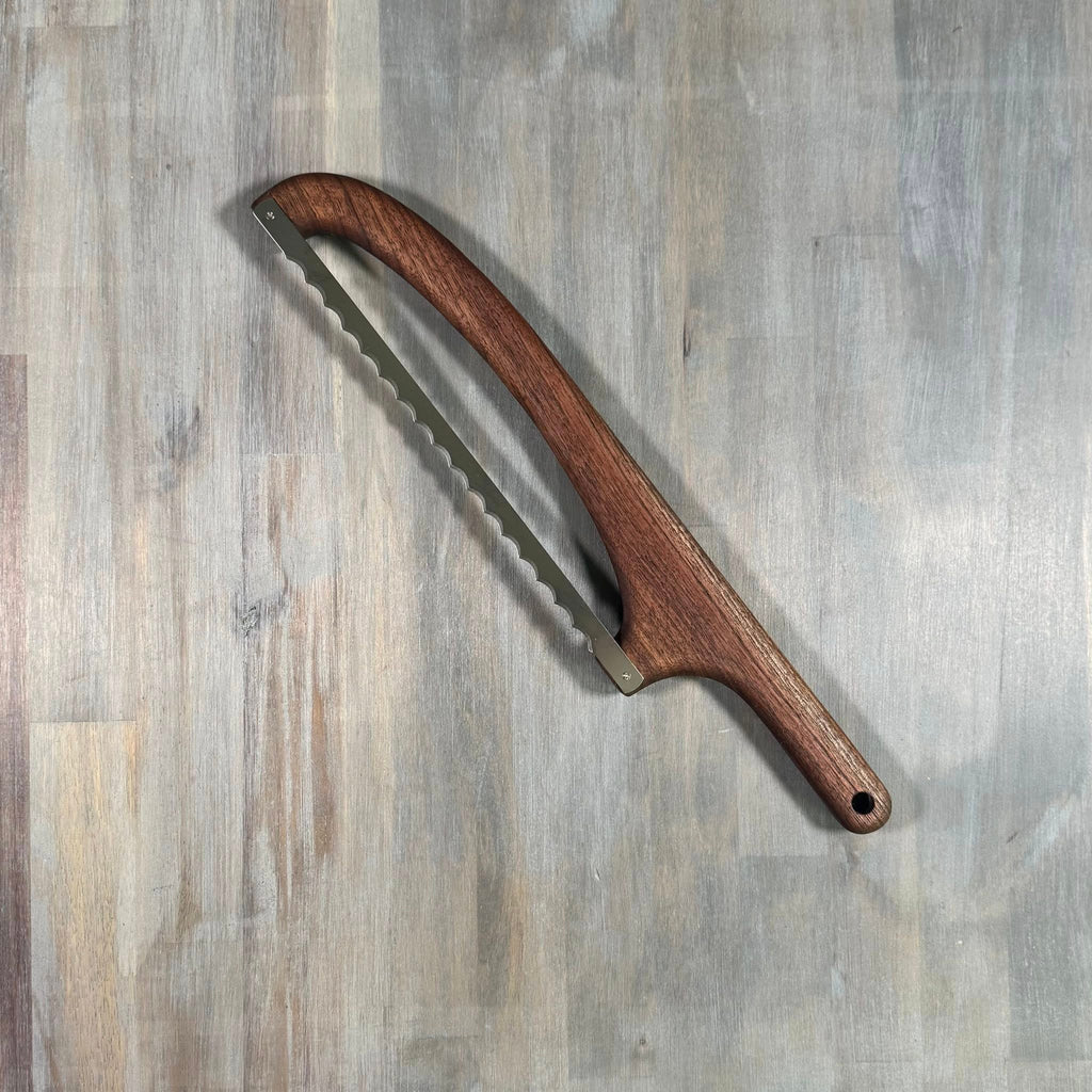 With the Gritz Sourdough Bread Knife | Walnut