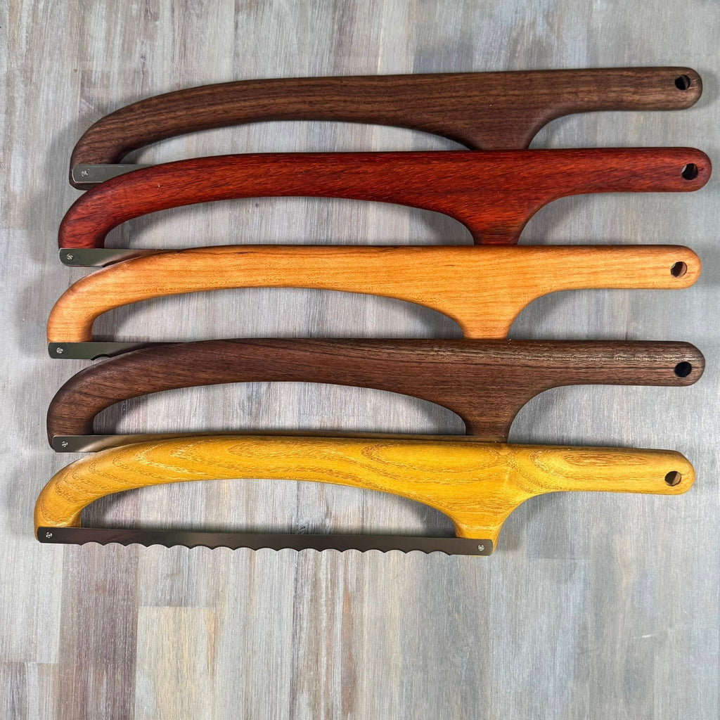 With the Gritz Sourdough Bread Knife | Walnut