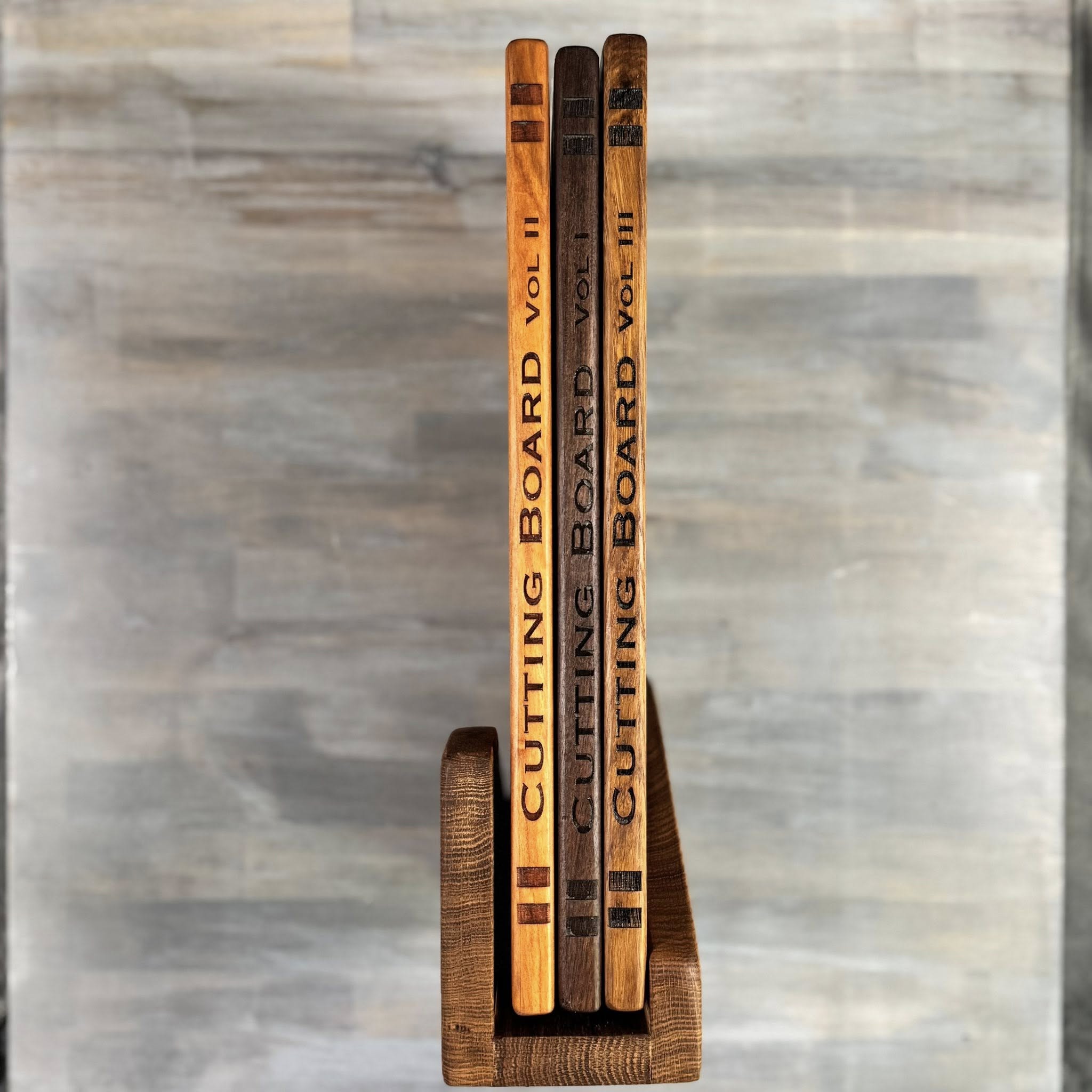 With the Gritz Custom Book Cutting boards | Single | Oak