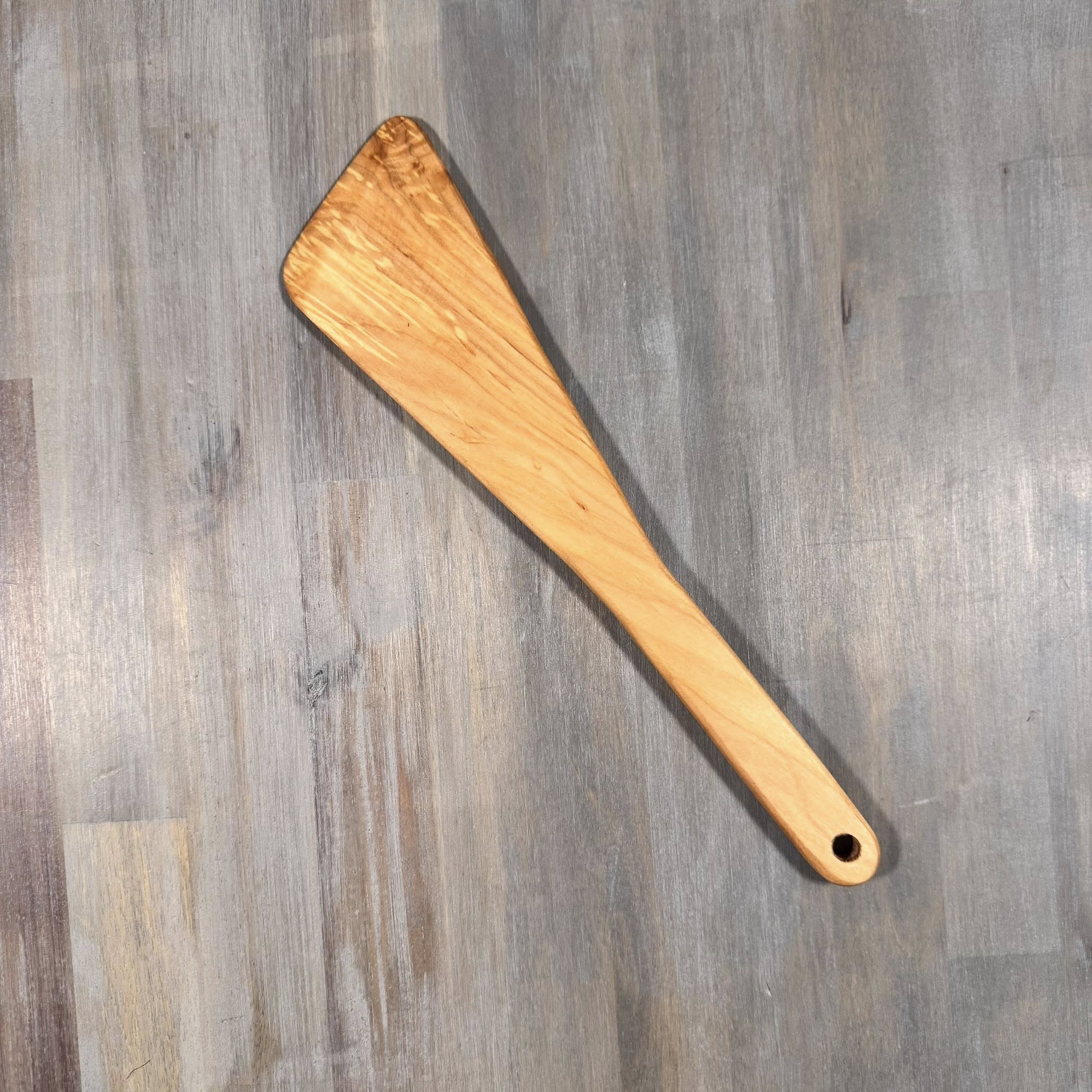 With the Gritz Custom Spatula | Sycamore