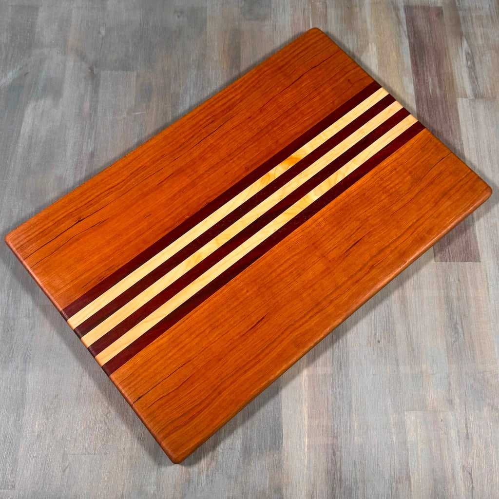 With the Gritz Classic Rectangle Cutting Board | 17x11